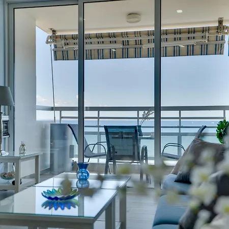 Makenzy Sandy Beachfront Paradise