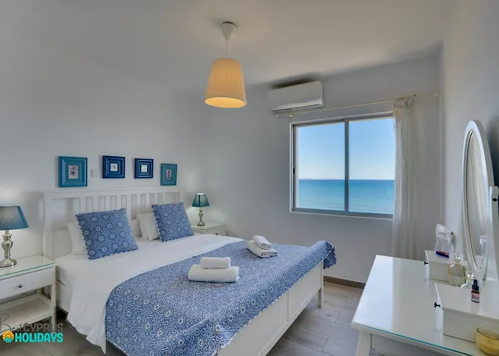 Makenzy Sandy Beachfront Paradise Apartmán *