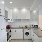 Lejlighed Makenzy Sandy Beachfront Paradise
