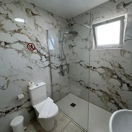 Makenzy Sandy Beachfront Paradise Appartement *