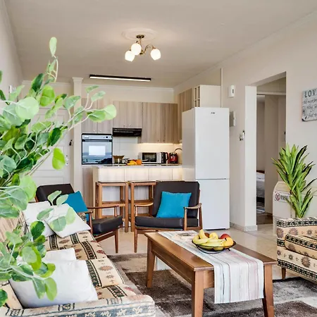 Makenzy Sandy Beachfront Paradise * Λάρνακα