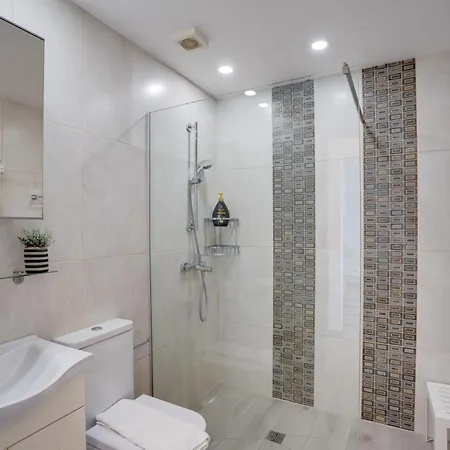 Διαμέρισμα Makenzy Sandy Beachfront Paradise