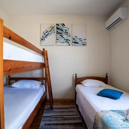 Makenzy Sandy Beachfront Paradise Апартаменты Ларнака