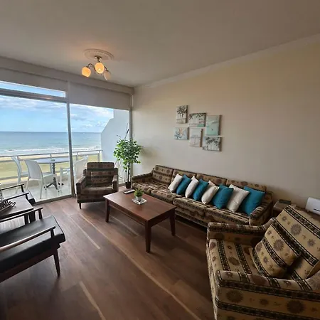 דירה Makenzy Sandy Beachfront Paradise *