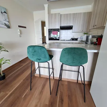 Apartment Makenzy Sandy Beachfront Paradise *
